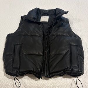 Hollister Black Quilted Vest
